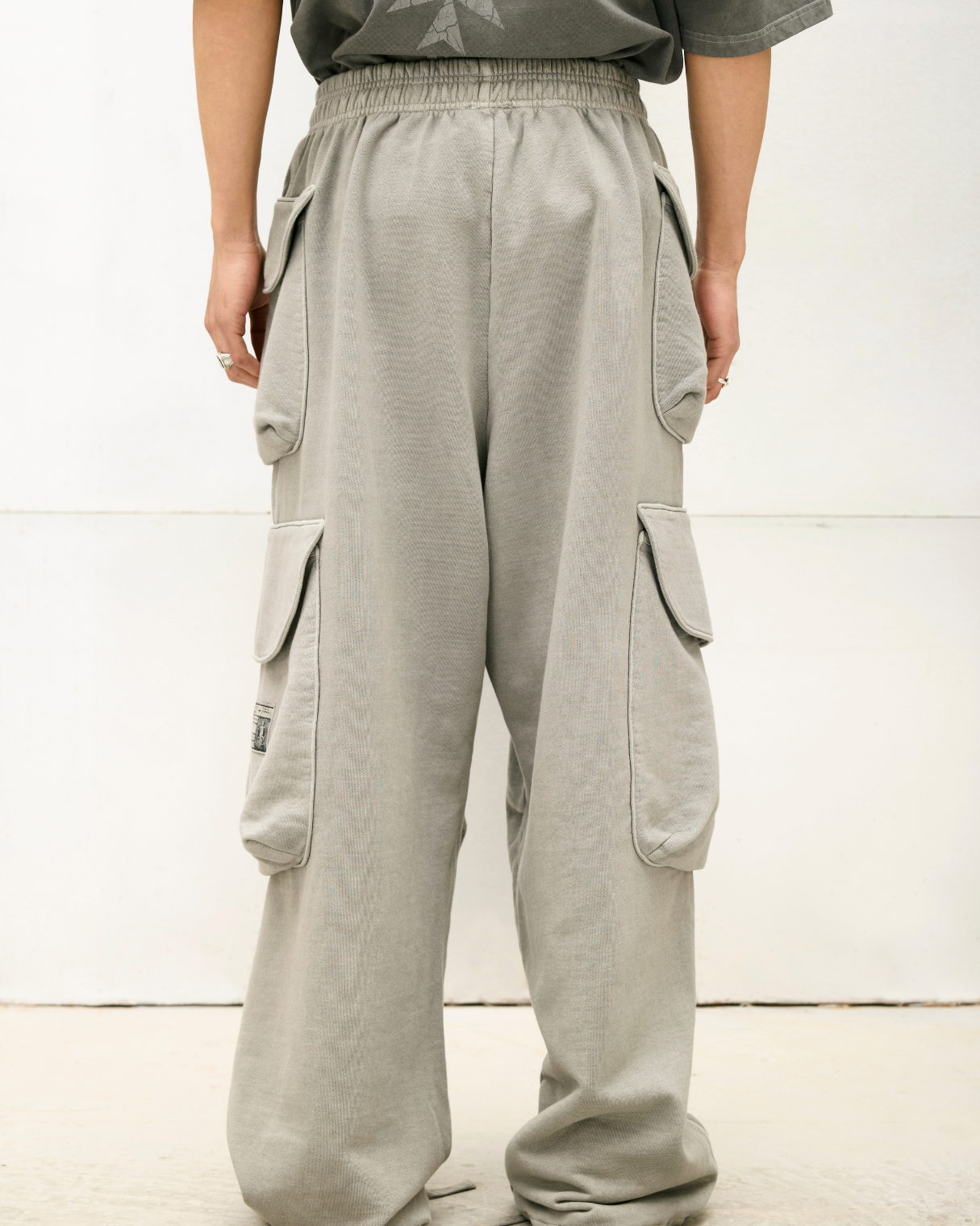 RELIC MULTI POCKET SWEAT CARGO PANT