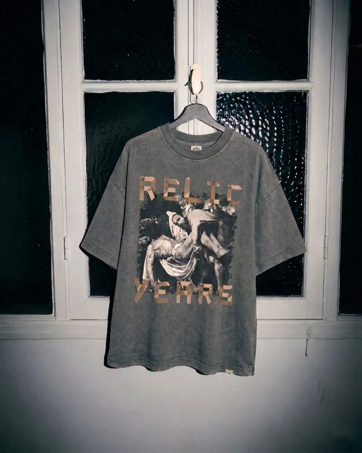 RELIC YEARS TEE