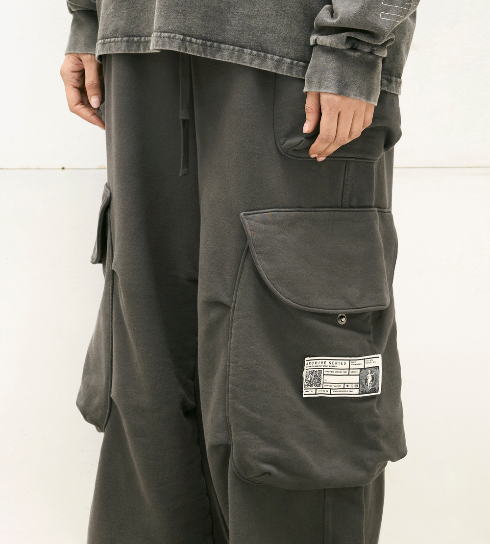 RELIC MULTI POCKET SWEAT CARGO PANT
